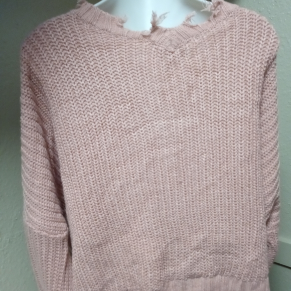 Sweater - Picture 5 of 6